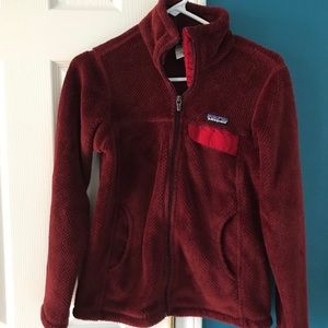 Women’s red Patagonia zip up fleece XS